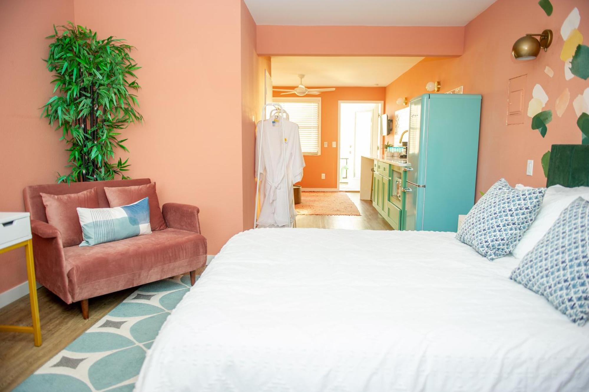 Sunburst Inn- Indian Shores Beach Экстерьер фото