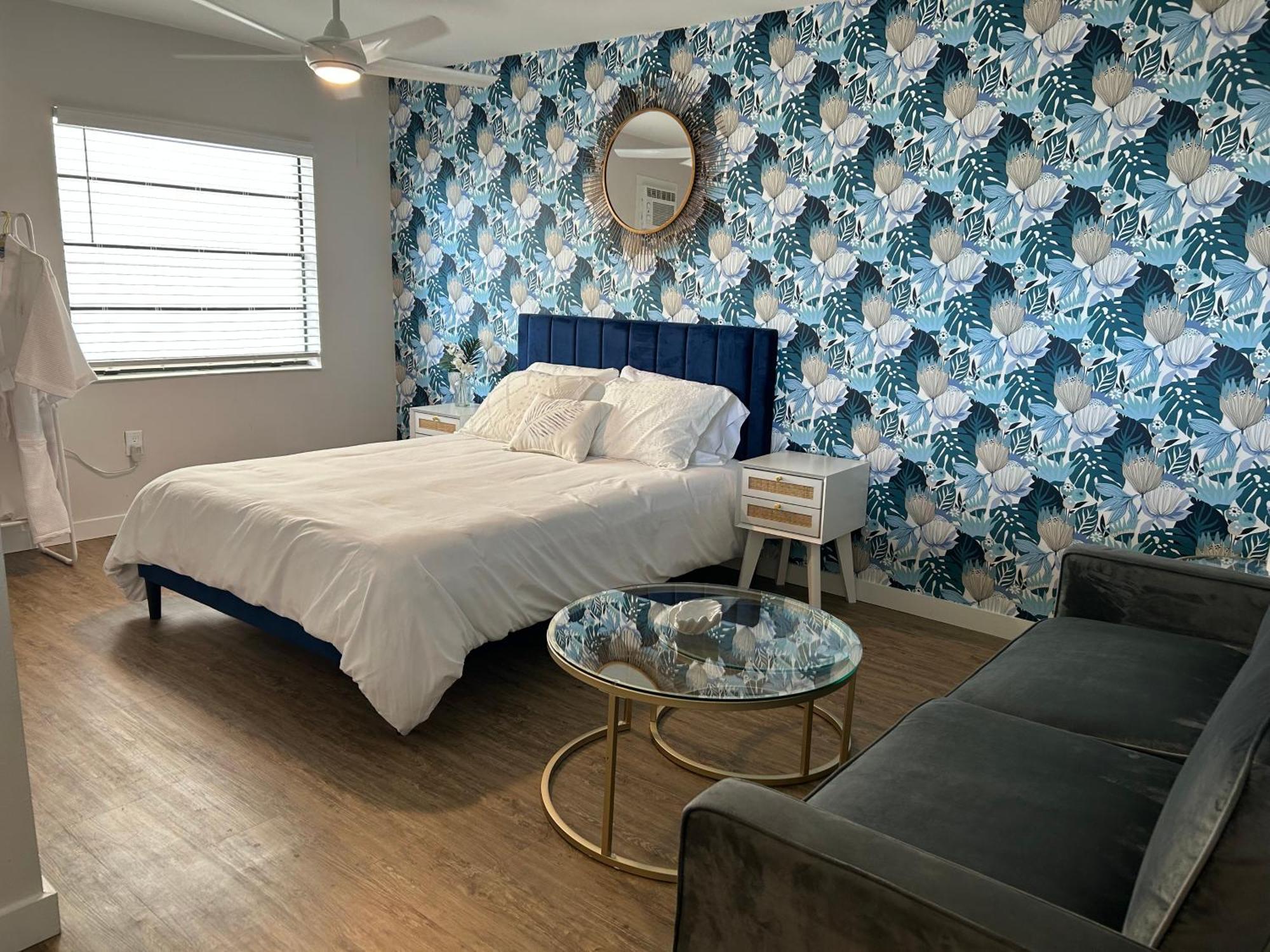 Sunburst Inn- Indian Shores Beach Экстерьер фото